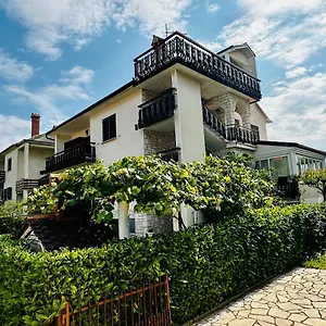 Privatunterkunft Casa Blanca, Umag