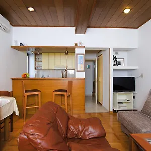  Apartment Inge Kroatien